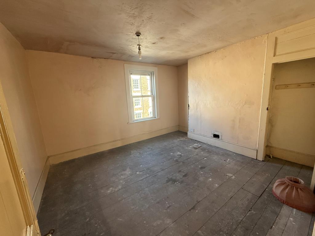 Lot: 50 - MID-TERRACE HOUSE FOR REFURBISHMENT - Bedroom two